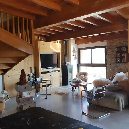 Le Falconnet Au Chalet Cimero *